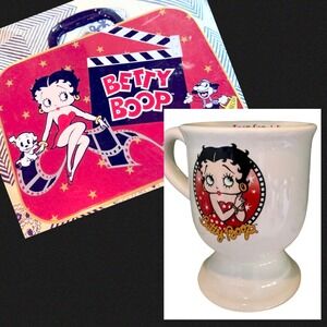 Betty Boop Collectible Lot 2002 Tin Lunch Box & Pedestal Mug